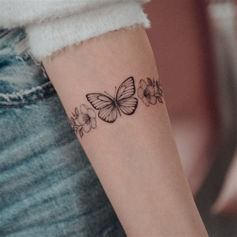 Butterfly Floral Bracelet Tattoo By Bunami Ink Armband Tattoo Arm Butterfly Floral Bracelet Tattoo By Bunami Ink Armband Tattoo Arm
