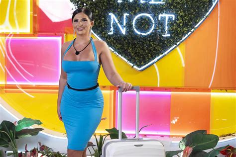 Love Island Usa Personality Hannah Smith Accused Of Threatening To Love Island Usa Personality Hannah Smith Accused Of Threatening To